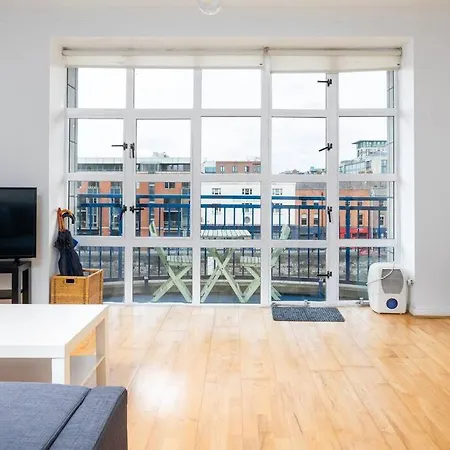 снеск Q,r-с0de First -,-cozy 2bed In Next To River Liffey * Dublin