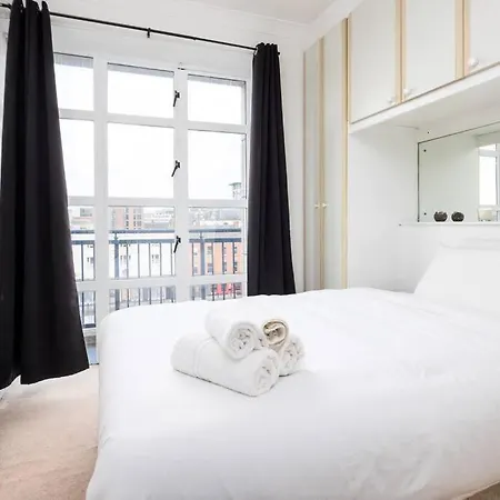 снеск Q,r-с0de First -,-cozy 2bed In Next To River Liffey Dublin